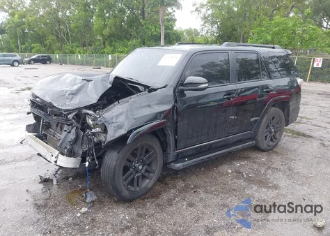 2019 Toyota 4Runner Limited Nightshade из США, поврежденный, VIN JTEZU5JR3K5207814